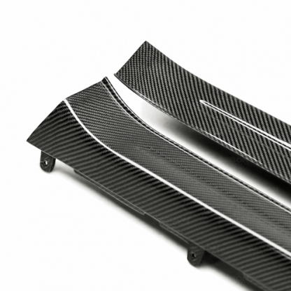 Seibon 09-19 Nissan GTR R35 OEM Style Carbon Fiber Door Sills (Pair) - DS0910NSGTR - Image 5