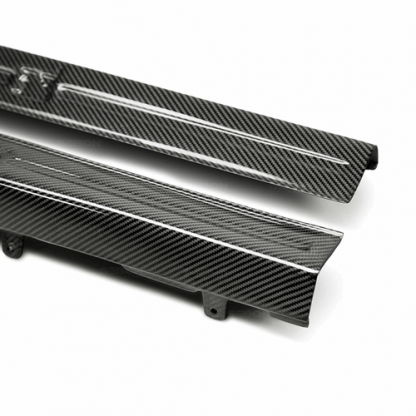 Seibon 09-19 Nissan GTR R35 OEM Style Carbon Fiber Door Sills (Pair) - DS0910NSGTR - Image 6